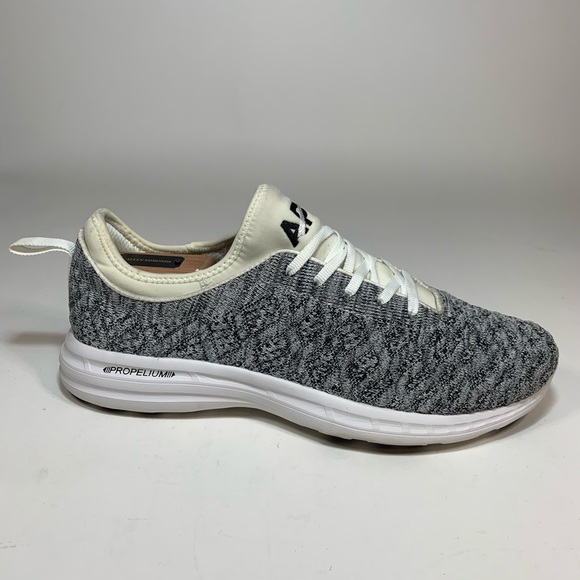 apl women's running shoes